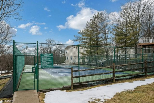 24 Dudley Ct, Green Brook Twp., NJ 08812