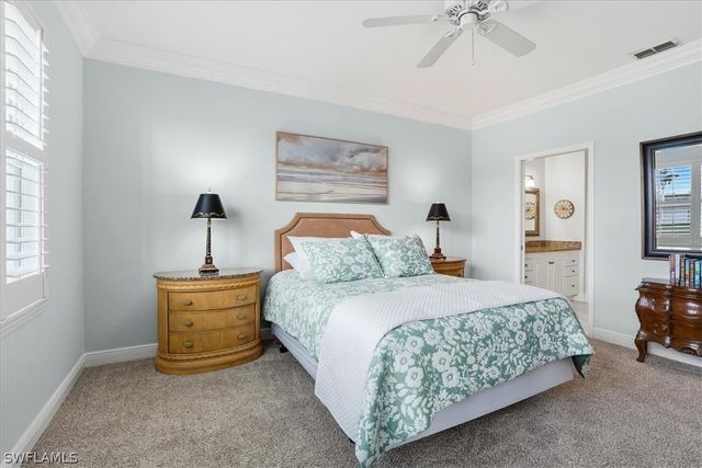 5963 Sand Wedge LN 203, Naples, FL 34110