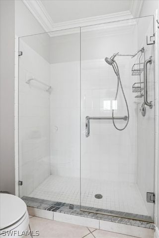 5963 Sand Wedge LN 203, Naples, FL 34110