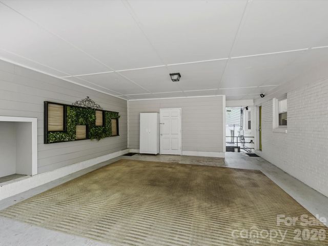 6419 Morven Lane, Charlotte, NC 28270