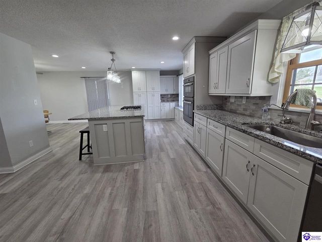 103 Howard Street, Elizabethtown, KY 42701