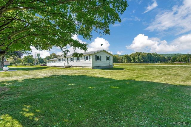 9862 Route 219, Ashford, NY 14171