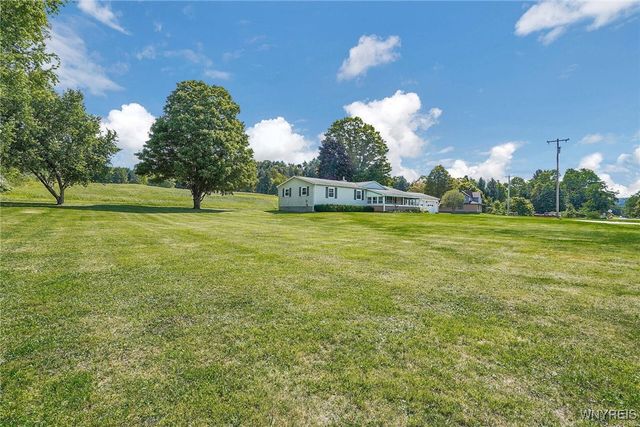9862 Route 219, Ashford, NY 14171