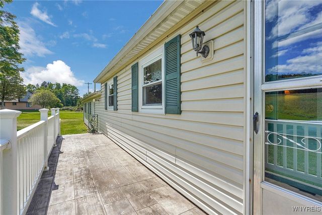 9862 Route 219, Ashford, NY 14171