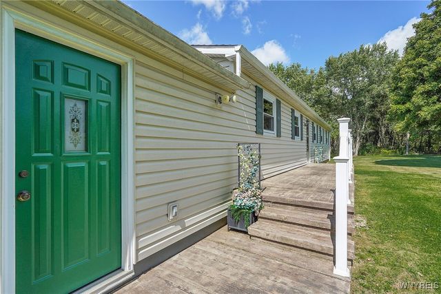 9862 Route 219, Ashford, NY 14171