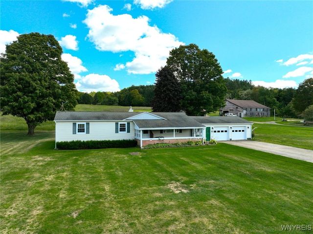 9862 Route 219, Ashford, NY 14171