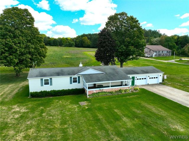 9862 Route 219, Ashford, NY 14171