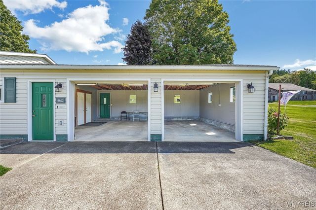 9862 Route 219, Ashford, NY 14171