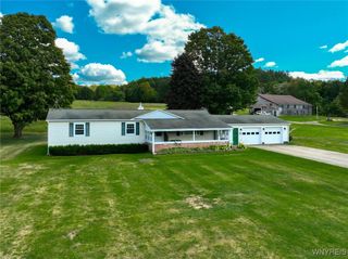 9862 Route 219, Ashford, NY 14171