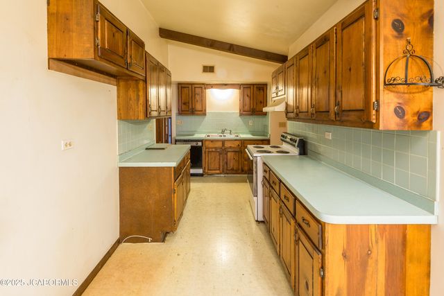 118 VALLEY VIEW DRIVE, Jefferson City, MO 65109