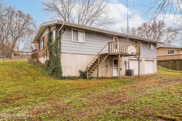 118 VALLEY VIEW DRIVE, Jefferson City, MO 65109