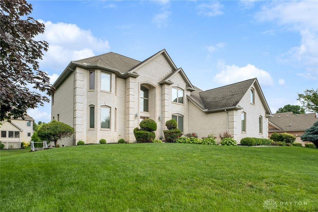 337 Yorkshire Lane, Beavercreek Twp, OH 45385