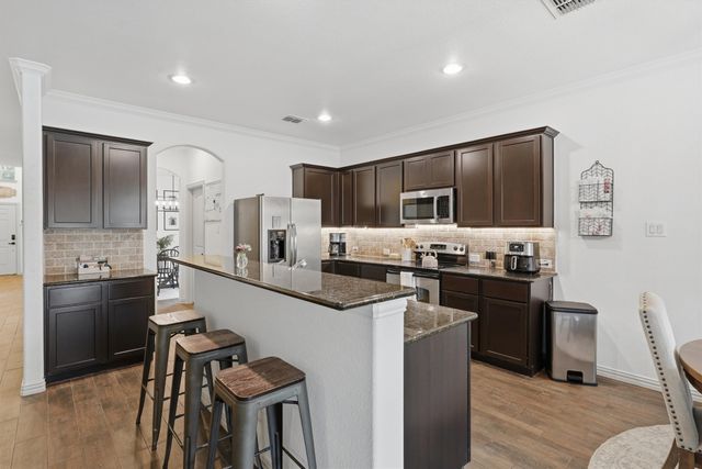 1365 Broadmoor Drive, Burleson, TX 76028