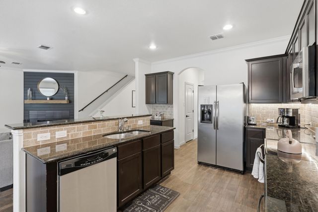 1365 Broadmoor Drive, Burleson, TX 76028