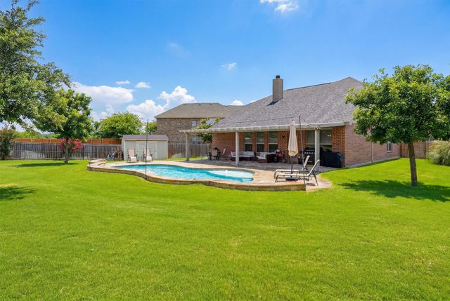 1365 Broadmoor Drive, Burleson, TX 76028