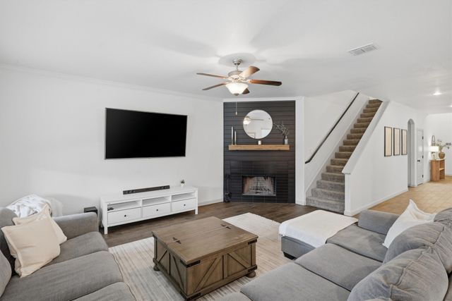 1365 Broadmoor Drive, Burleson, TX 76028