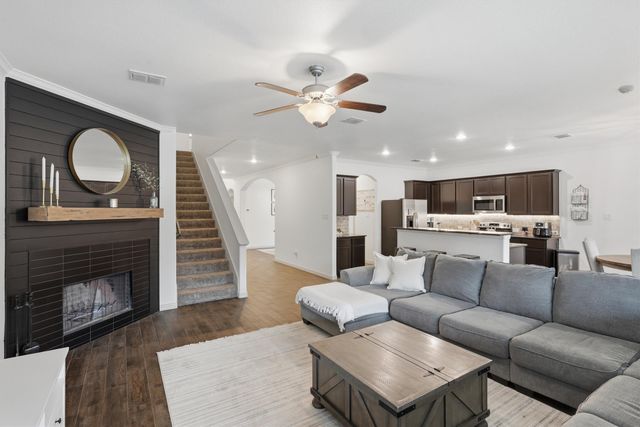 1365 Broadmoor Drive, Burleson, TX 76028