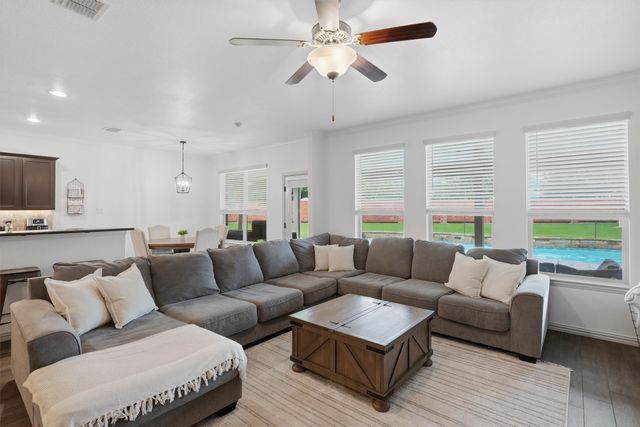 1365 Broadmoor Drive, Burleson, TX 76028