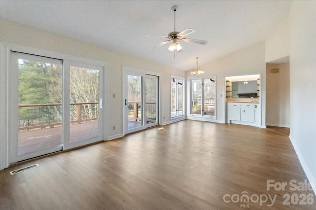 38 Eagle Run, Brevard, NC 28712