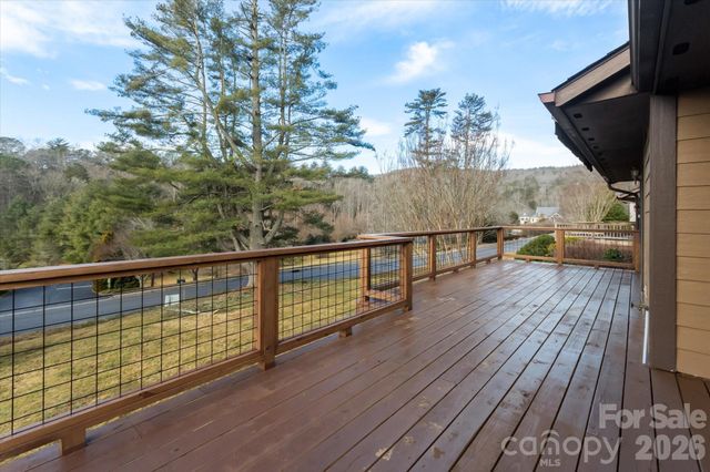38 Eagle Run, Brevard, NC 28712
