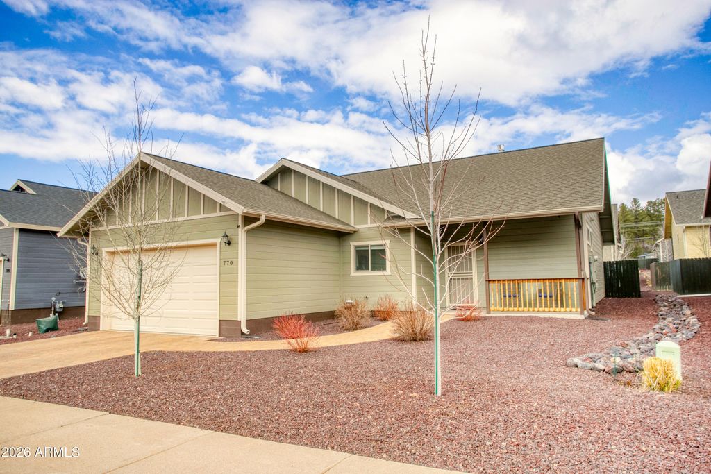 770 W YEAGER Lane, Lakeside, AZ 85929