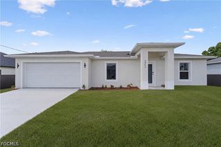 3403 41st ST SW, Lehigh Acres, FL 33976