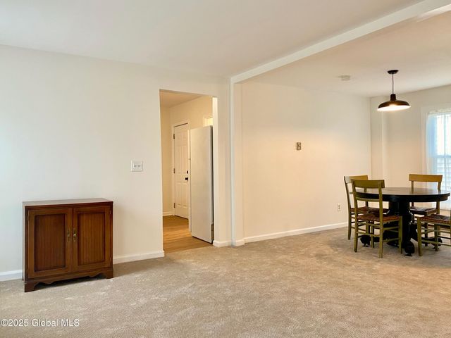 59 Van Dam Street Unit 2, Saratoga Springs, NY 12866