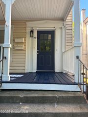 59 Van Dam Street Unit 2, Saratoga Springs, NY 12866