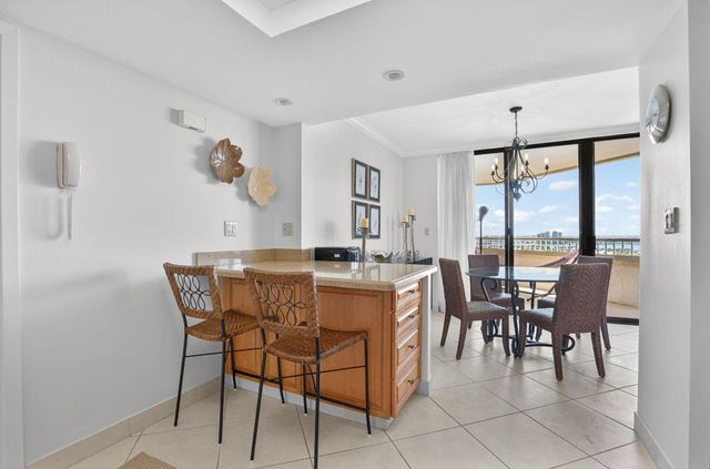 5080 N Ocean Drive 20c, Singer Island, FL 33404