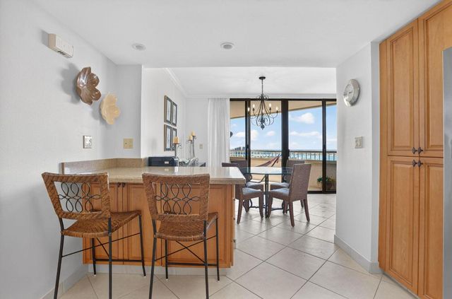 5080 N Ocean Drive 20c, Singer Island, FL 33404