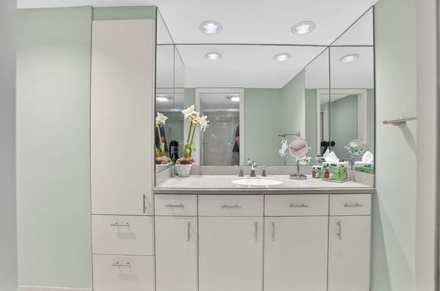 5080 N Ocean Drive 20c, Singer Island, FL 33404