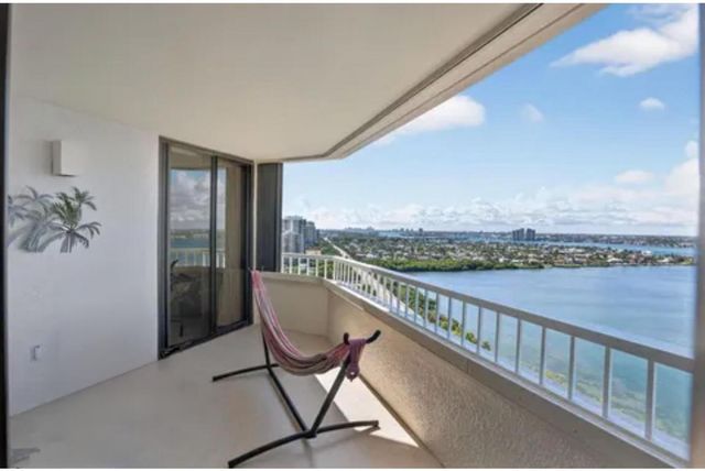 5080 N Ocean Drive 20c, Singer Island, FL 33404
