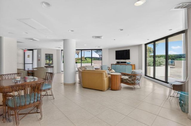 5080 N Ocean Drive 20c, Singer Island, FL 33404