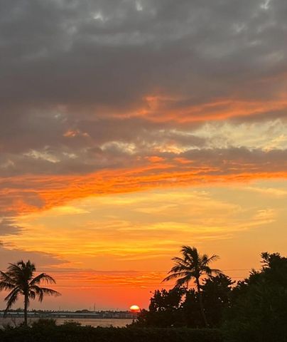 5080 N Ocean Drive 20c, Singer Island, FL 33404