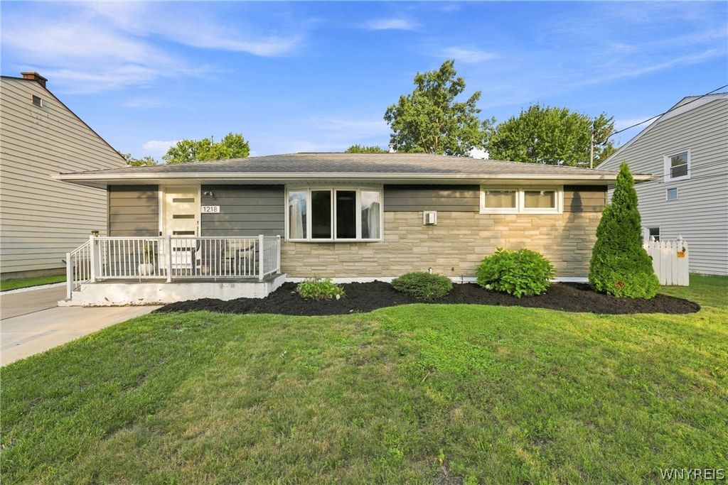 1218 96th Street, Niagara Falls, NY 14304