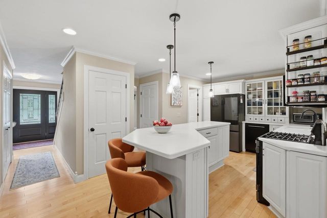 6201 Indian Mound Drive, Mcfarland, WI 53558