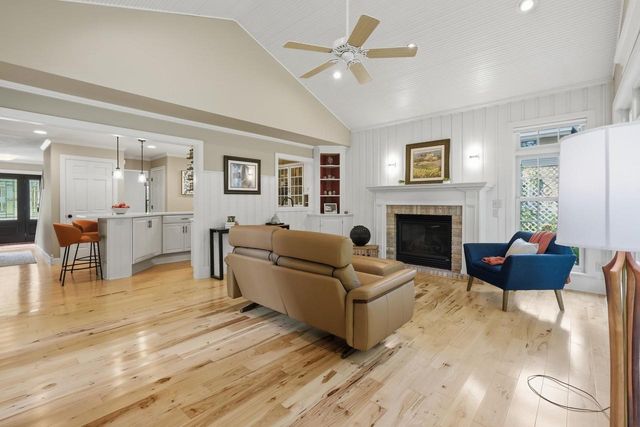 6201 Indian Mound Drive, Mcfarland, WI 53558