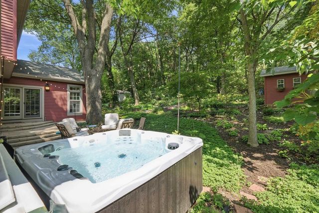 6201 Indian Mound Drive, Mcfarland, WI 53558