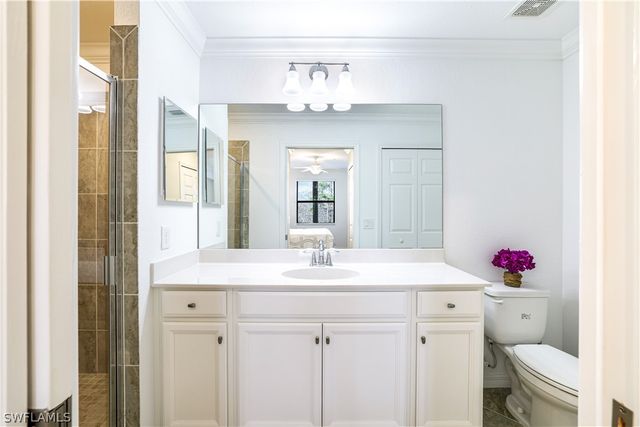 9590 Trevi CT 5334, Naples, FL 34113