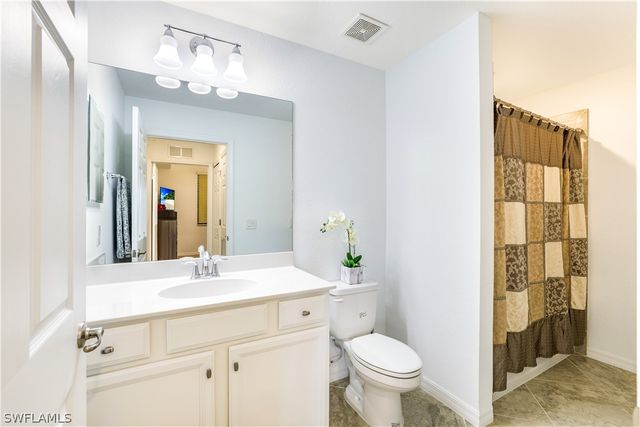 9590 Trevi CT 5334, Naples, FL 34113