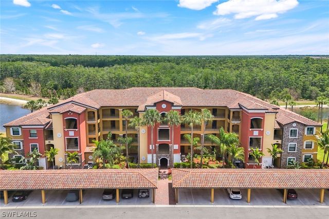 9590 Trevi CT 5334, Naples, FL 34113