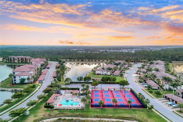 9590 Trevi CT 5334, Naples, FL 34113