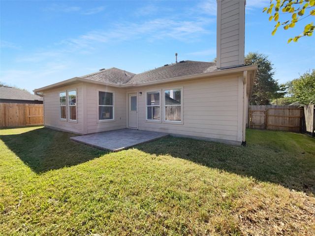 1410 Waterside Village Drive, Richmond, TX 77407