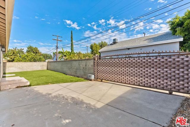 17322 Martha Street, Los Angeles, CA 91316