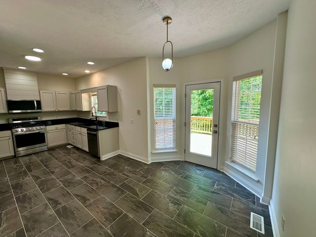 7253 Santeelah Way, Antioch, TN 37013