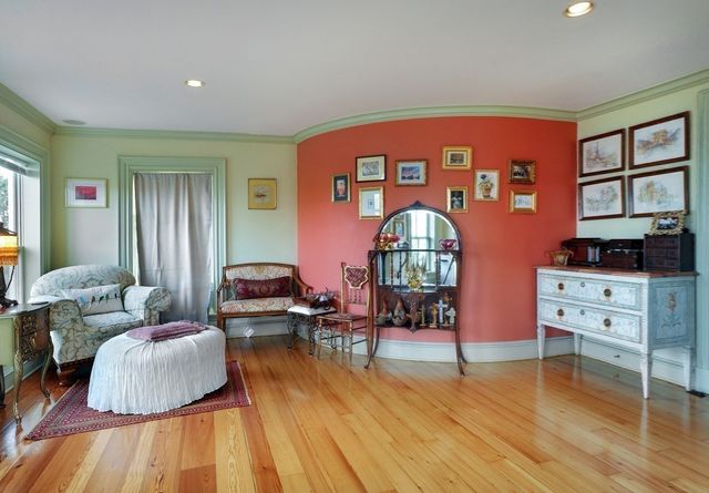 14 Highland Avenue, Hull, MA 02045