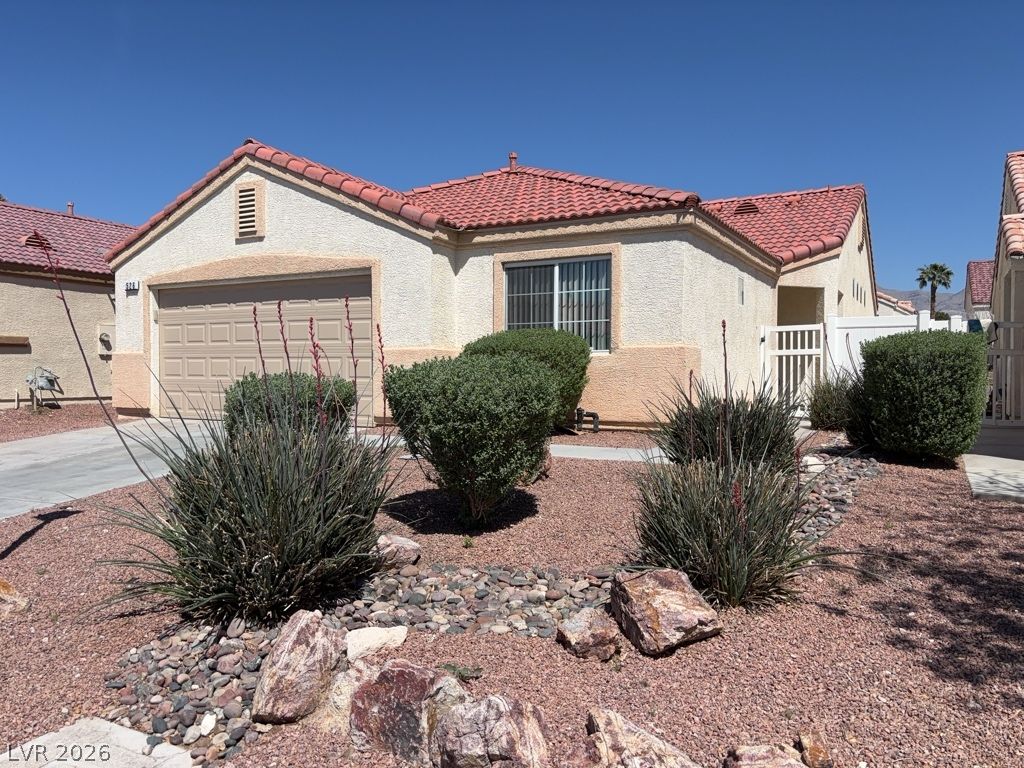 526 Regal Robin Way, North Las Vegas, NV 89084