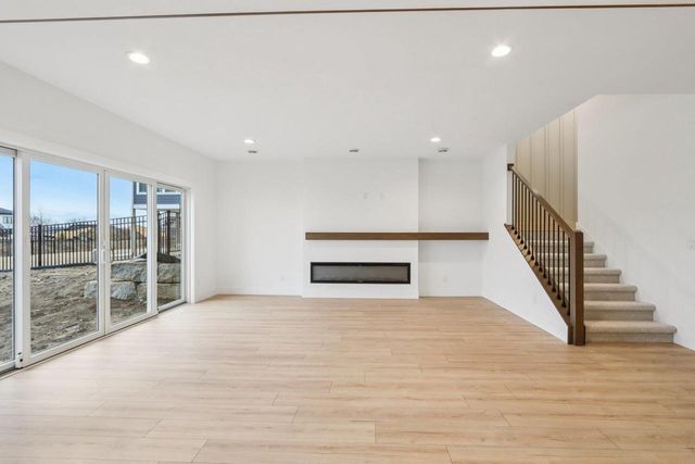 1200 Winn Drive, Waunakee, WI 53597