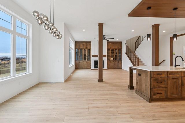 1200 Winn Drive, Waunakee, WI 53597