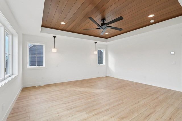 1200 Winn Drive, Waunakee, WI 53597